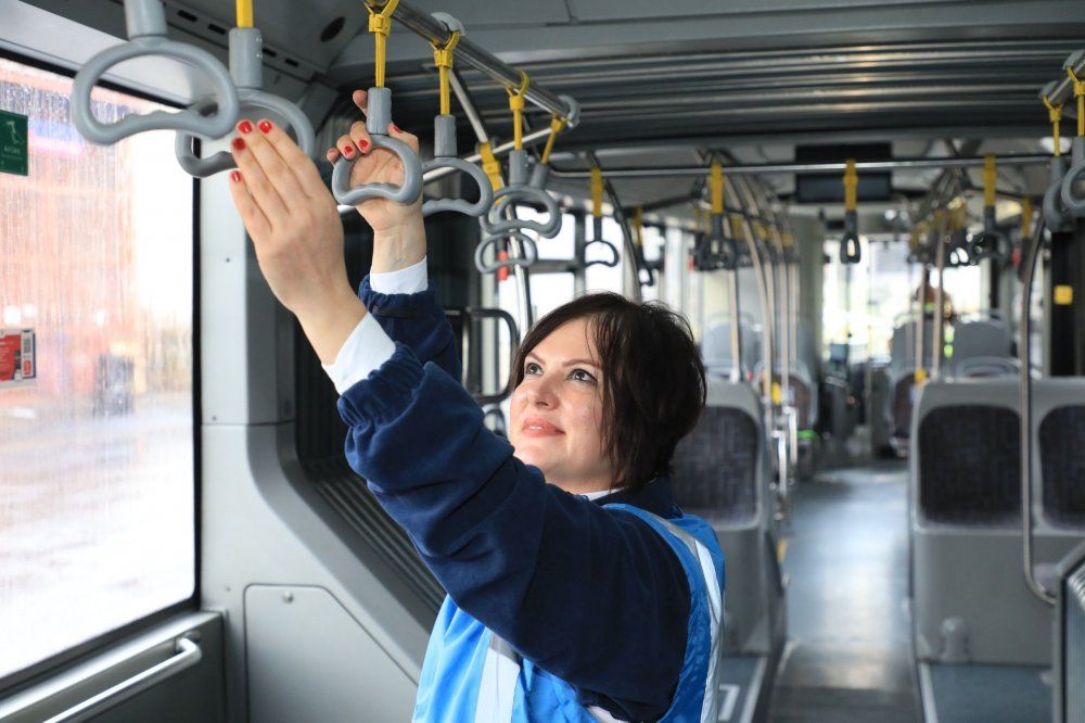 İstanbul'da İlk Kadın Metrobüs Denetim Amiri Görevde