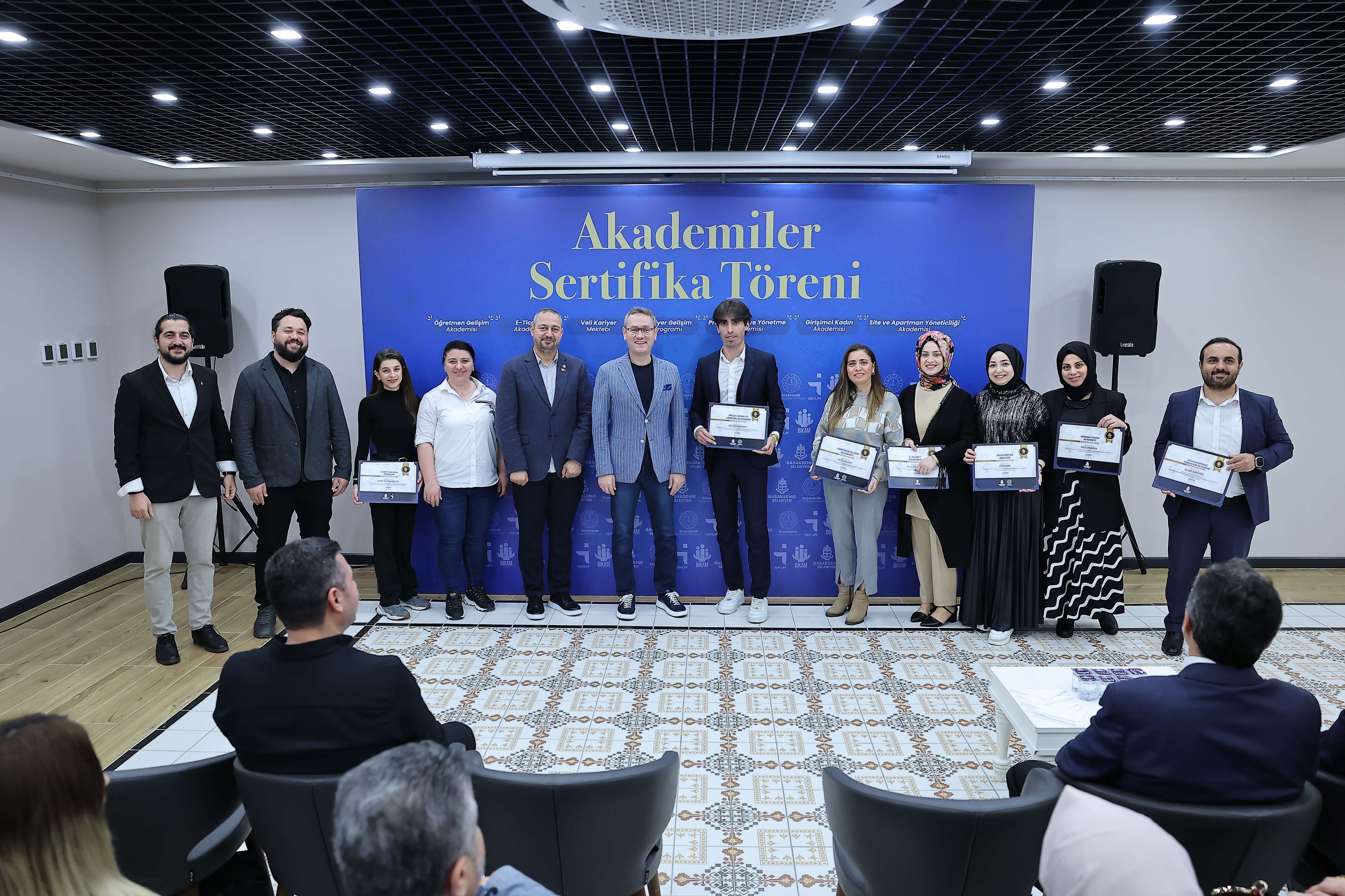 BAŞAKŞEHİR AKADEMİLERİ’NDE MEZUNİYET HEYECANI