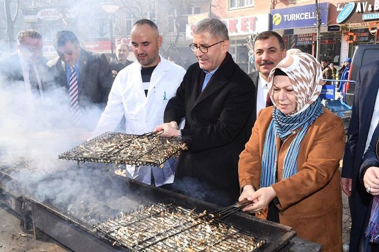 Sancaktepeliler Hamsiye Doydu